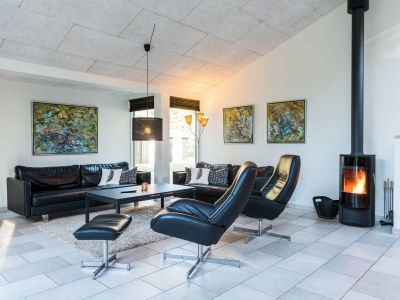 Holiday house Luxurious Retreat in Henne Strand-By Traum - Outdoor photo 20