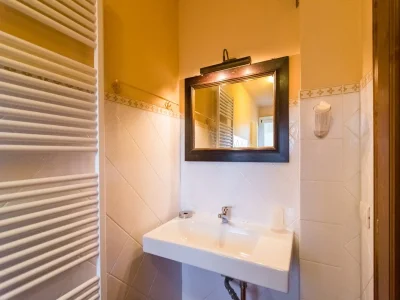 Holiday house Wunderschönes Ferienhaus in Dicomano mit Schwimmbad - Features photo 27