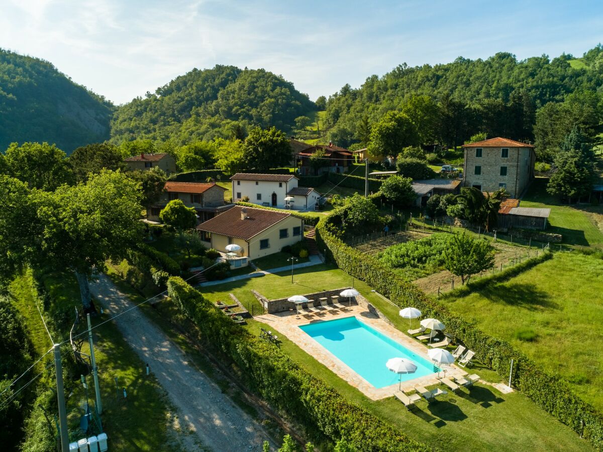 Holiday house Schönes Cottage in Dicomano mit Pool