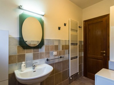 Holiday house Schönes Cottage in Dicomano mit Pool - Features photo 25