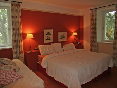 Cottage Spacious Mansion in Grignan with Swimming Pool - Features photo 11