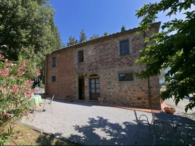 Farmhouse Geräumiger Bauernhof mit Swimmingpool in Cortona - Outdoor photo 3