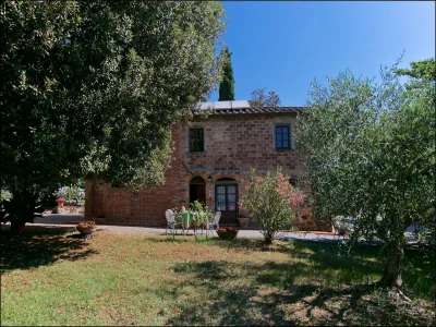 Farmhouse Geräumiger Bauernhof mit Swimmingpool in Cortona - Outdoor photo 7