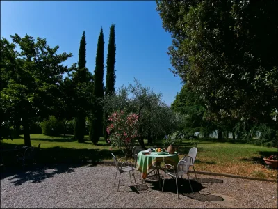 Farmhouse Geräumiger Bauernhof mit Swimmingpool in Cortona - Outdoor photo 14
