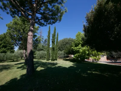 Farmhouse Geräumiger Bauernhof mit Swimmingpool in Cortona - Outdoor photo 15