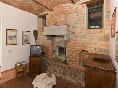 Farmhouse Geräumiger Bauernhof mit Swimmingpool in Cortona - Features photo 19