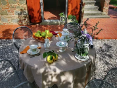 Farmhouse Geräumiger Bauernhof mit Swimmingpool in Cortona - Outdoor photo 32