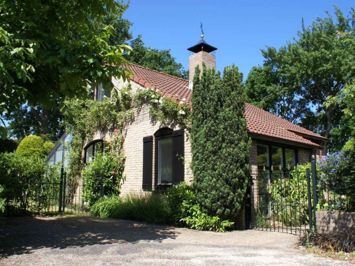 Holiday house Schouwse Duin