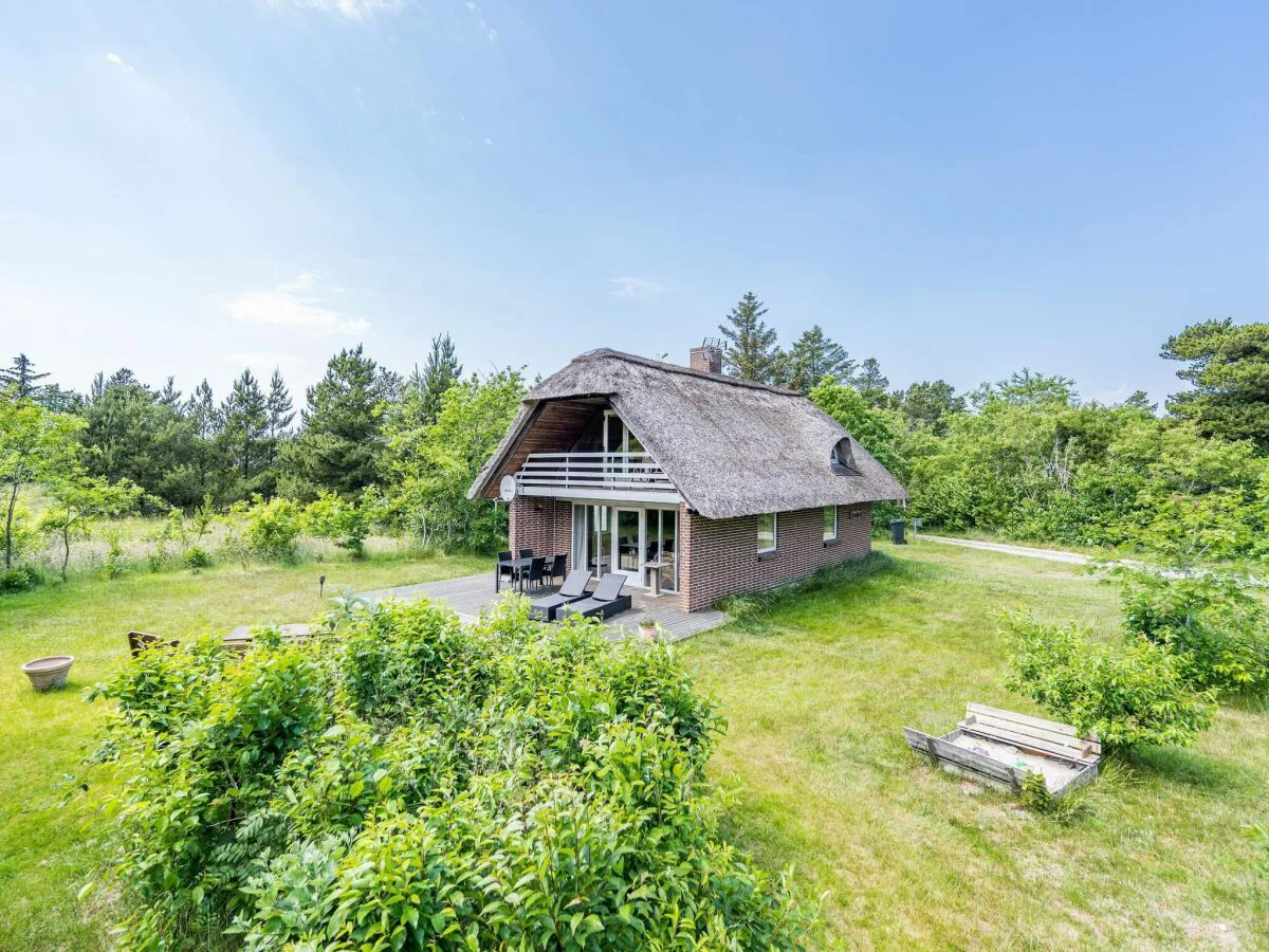 Holiday house 6 person holiday home in Henne - Outdoor photo 5