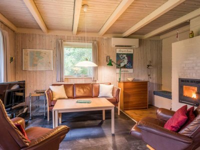 Holiday house 6 person holiday home in Henne - Outdoor photo 7