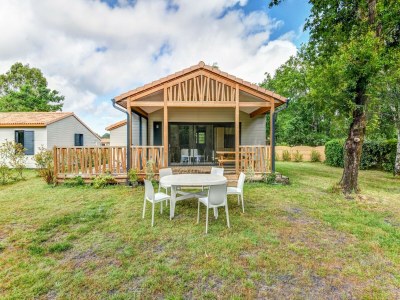 Chalet Sehr schönes Chalet Neptune 500m vom Lake Hourtin entfernt in Gironde - Chalet
