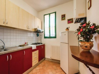 Farmhouse Tuscan Farmhouse with Pool - Features photo 9