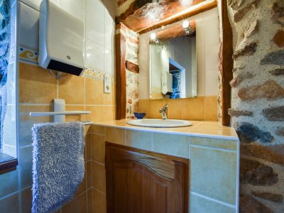 Holiday house Holiday Home Saint-Beauzire near Pauillac Castle - Features photo 13