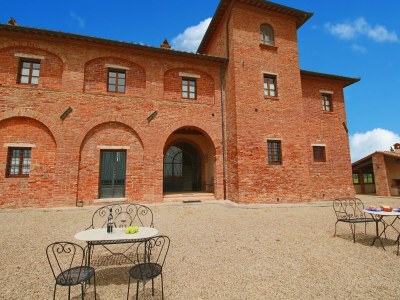 Farmhouse Belvilla by OYO Tulipano - Outdoor photo 6