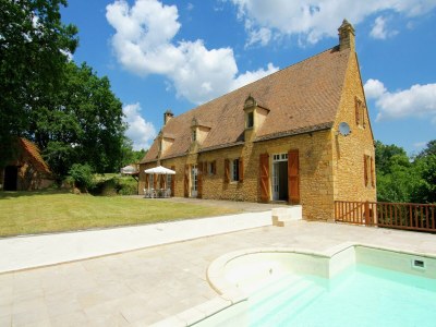 Cottage Lush country house with private pool - Outdoor photo 8