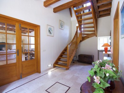 Cottage Lush country house with private pool - Features photo 13