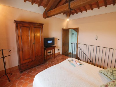 Farmhouse Idyllischer Bauernhof in 

 Montepulciano mit Pool - Features photo 22