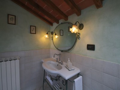 Farmhouse Idyllischer Bauernhof in 

 Montepulciano mit Pool - Features photo 24