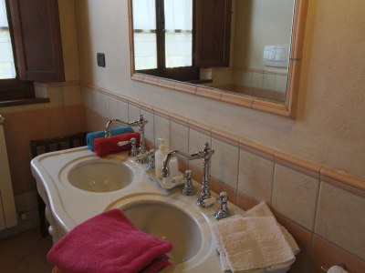 Farmhouse Ruhiger Bauernhof in 

 Montepulciano mit Pool - Features photo 28