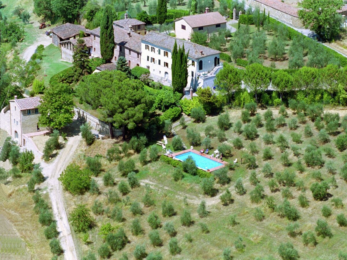 Farmhouse Belvilla by OYO Villa Siena - Outdoor photo 5