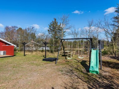 Holiday house 5 person holiday home in Henne - Outdoor photo 9