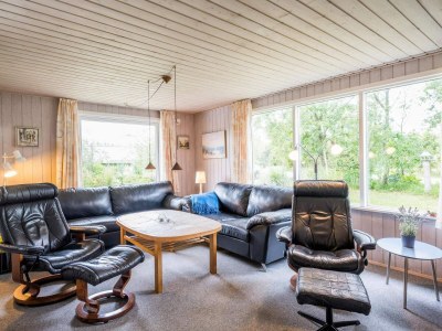 Holiday house 5 person holiday home in Henne - Outdoor photo 12