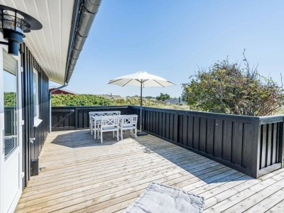 Holiday house 6 person holiday home in Henne - Outdoor photo 9