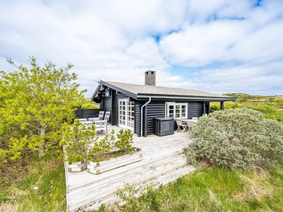 Holiday house 4 person holiday home in Henne - Outdoor photo 2