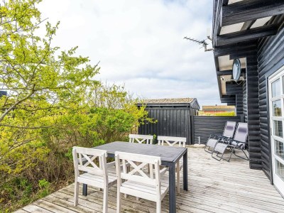 Holiday house 4 person holiday home in Henne - Outdoor photo 5