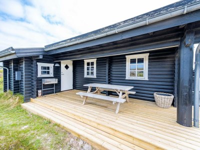 Holiday house 4 person holiday home in Henne - Outdoor photo 8