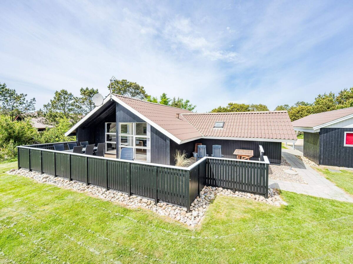 Holiday house 6 Personen Ferienhaus in Vejers Strand - Outdoor photo 2