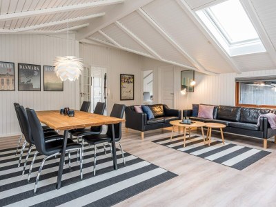 Holiday house 6 person holiday home in Henne - Outdoor photo 17