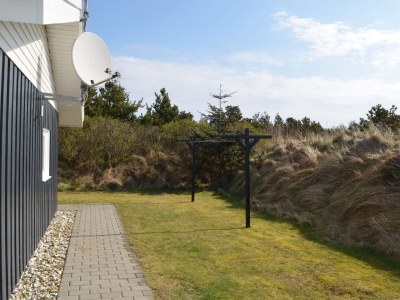 Holiday house 6 person holiday home in Henne - Outdoor photo 23