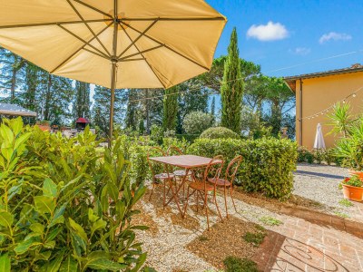 Farmhouse Belvilla by OYO San Miniato Trilocale - Outdoor photo 4