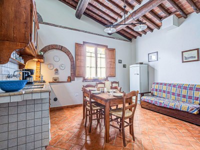 Farmhouse Belvilla by OYO San Miniato Trilocale - Features photo 12