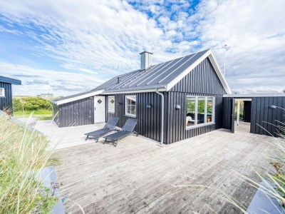 Holiday house 5 person holiday home in Oksbøl - Outdoor photo 2