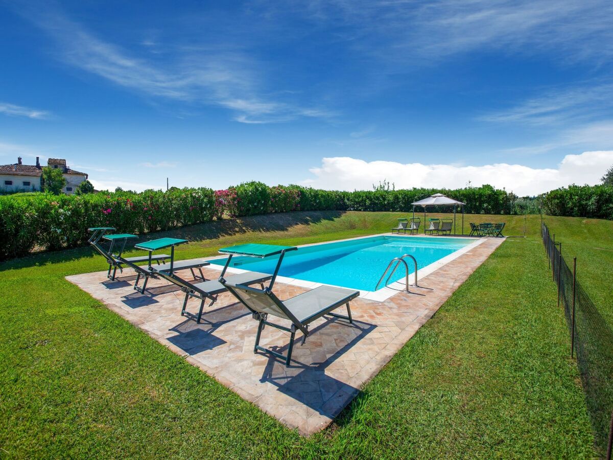 Holiday house Ruhiges Ferienhaus in Ponsacco mit Pool - Outdoor photo 4