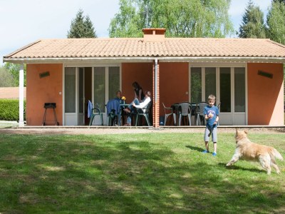 Holiday house Cosy cottage in Sauzé-Vaussais with shared pool - Outdoor photo 5