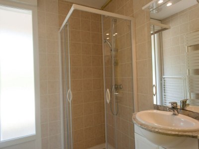 Holiday house Cosy cottage in Sauzé-Vaussais with shared pool - Features photo 9