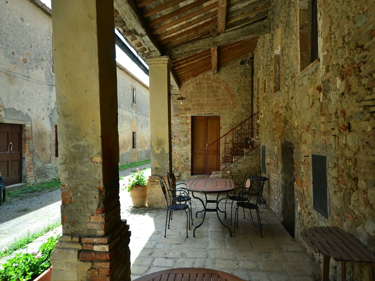 Holiday house Tuscan Charm Near Volterra
