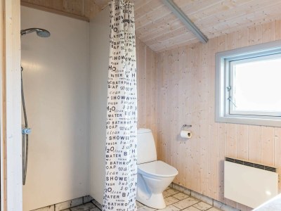 Holiday house 4 person holiday home in Henne - Outdoor photo 12