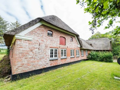 Holiday house 4 person holiday home in Henne - Outdoor photo 4