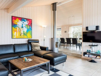 Holiday house 6 person holiday home in Henne - Outdoor photo 18