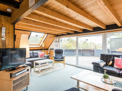 Holiday house 5 person holiday home in Henne - Outdoor photo 5