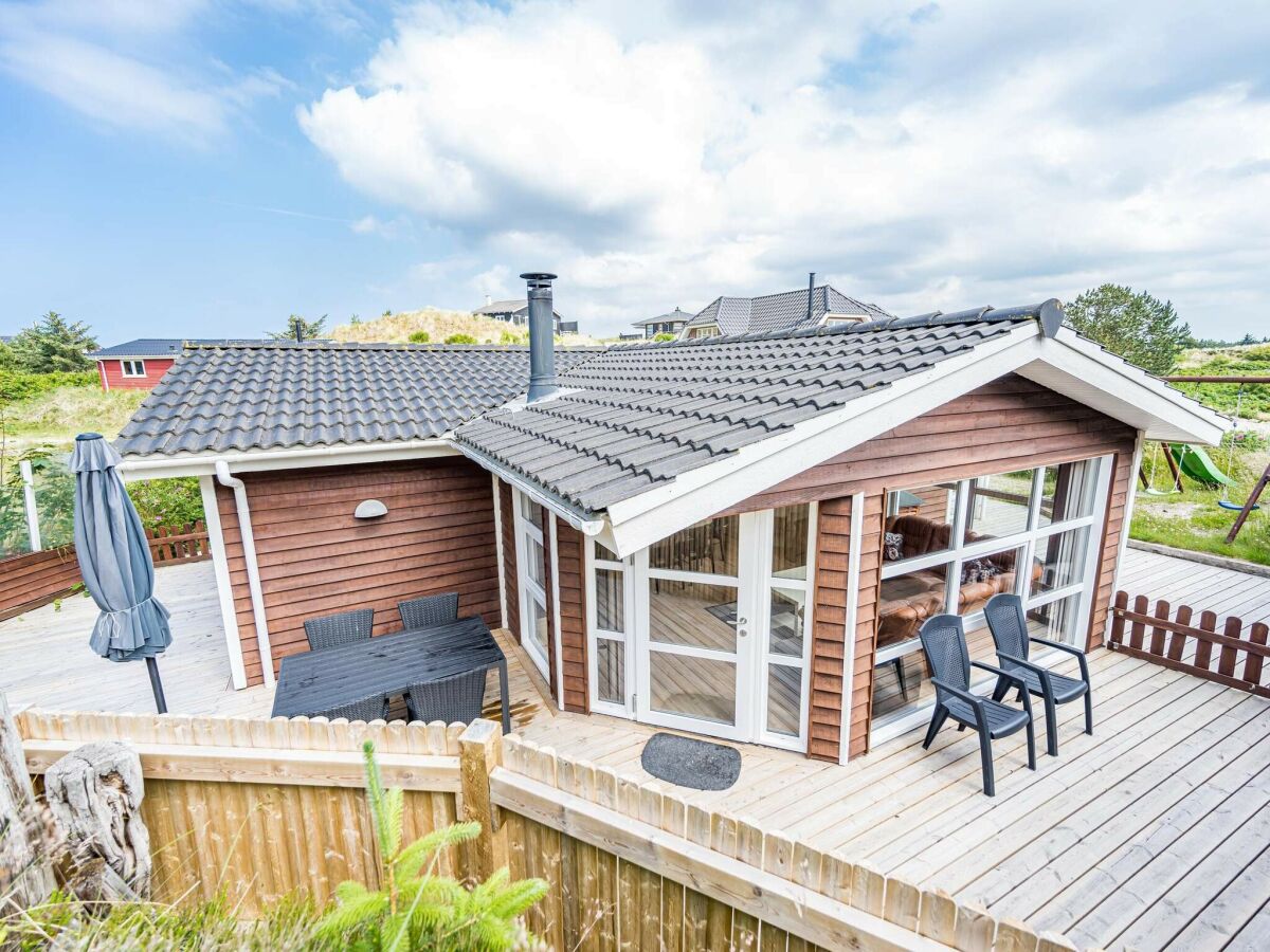 Holiday house 6 person holiday home in Henne - Outdoor photo 3