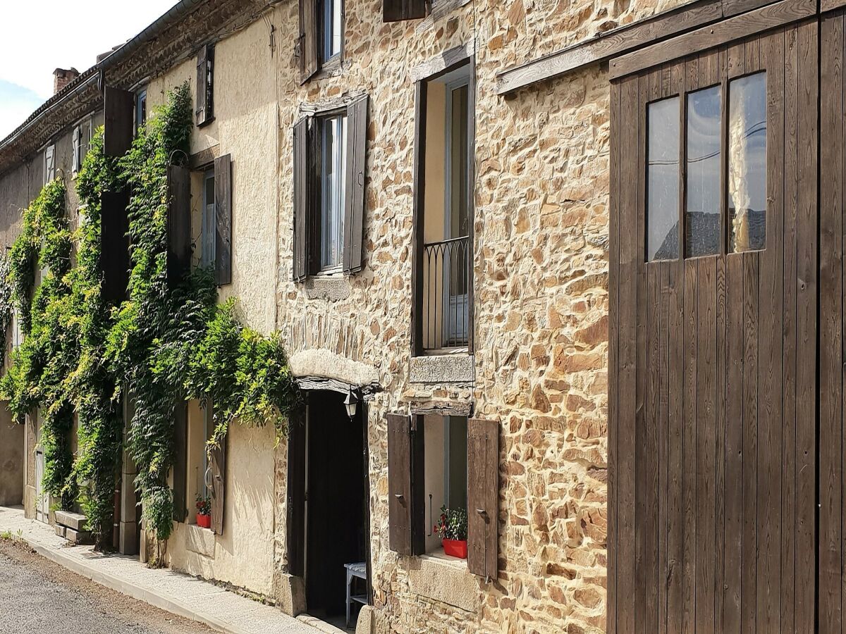 Holiday house Cosy gite in a beautiful high location, with private swimming pool and garden - Outdoor photo 4