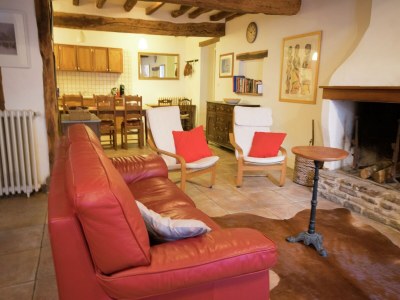 Holiday house Cosy gite in a beautiful high location, with private swimming pool and garden - Features photo 11