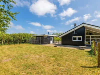 Holiday house 8 person holiday home in Hemmet - Outdoor photo 12