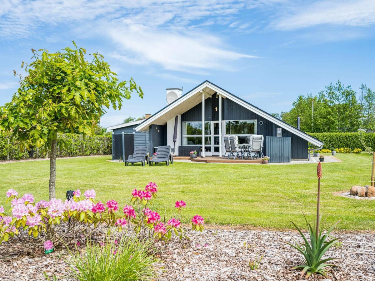 Holiday house 6 person holiday home in Hemmet - Outdoor photo 2