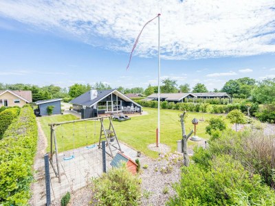 Holiday house 6 person holiday home in Hemmet - Outdoor photo 3